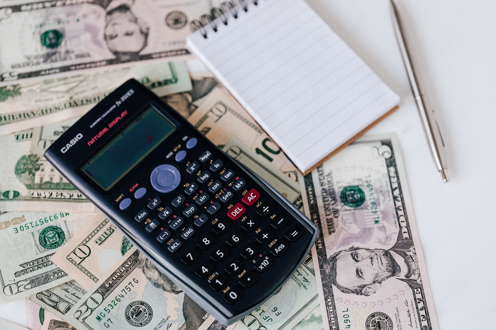 How A 1% Fee Can Destroy 32% Of Your Retirement
